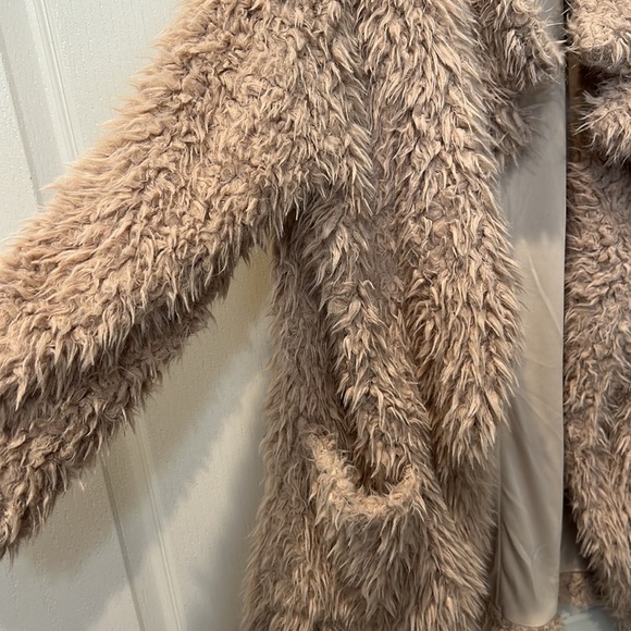 It Girl Faux Fur Teddy Jacket size M - Picture 3 of 4